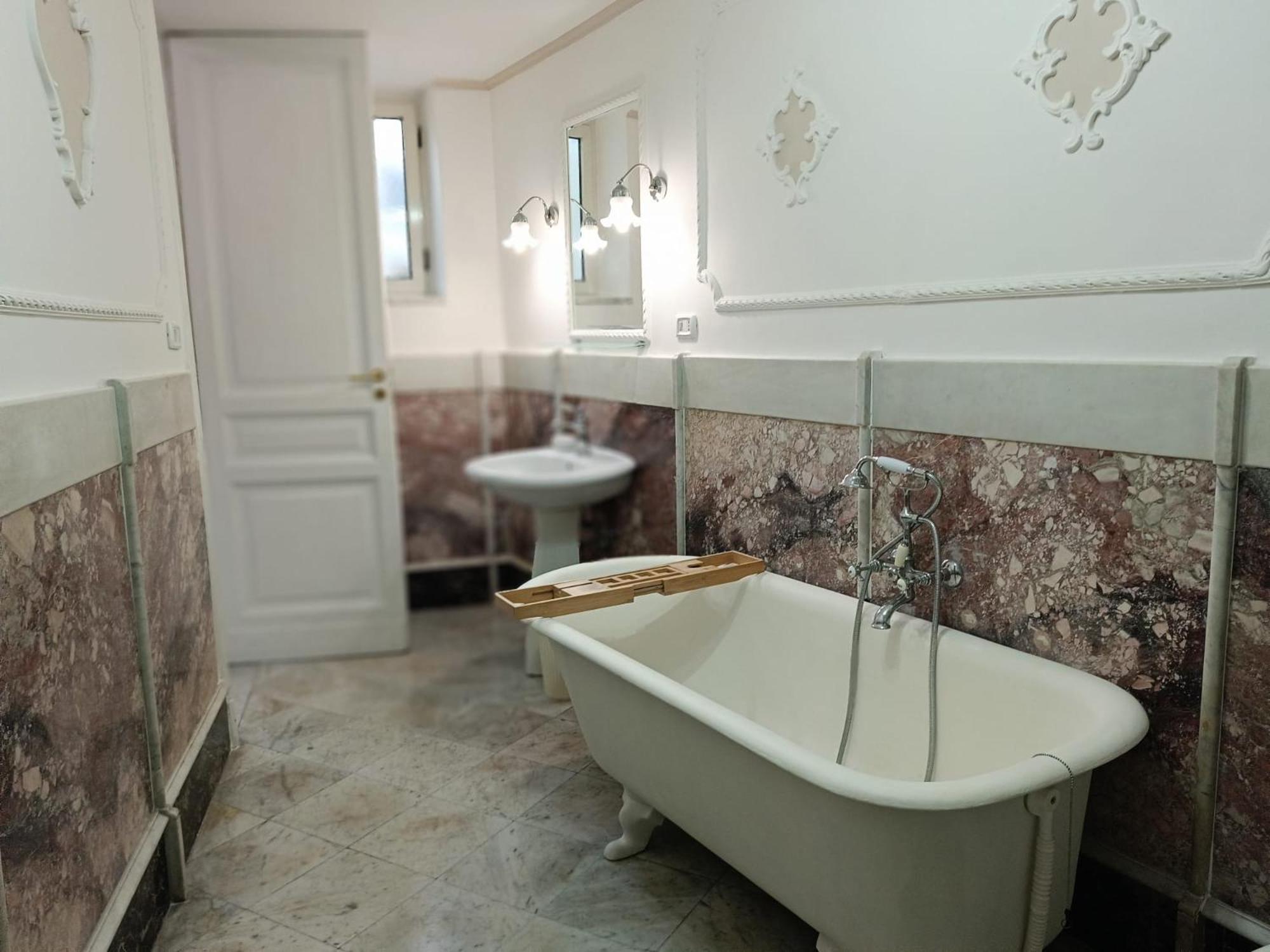 B&B Liberty House Νάπολη Εξωτερικό φωτογραφία